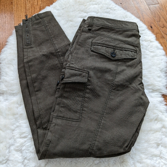 Burberry Pants - Burberry brit green twill pants women's 8